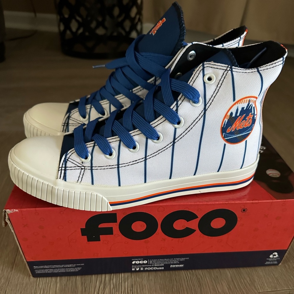 New York Mets women’s shoes